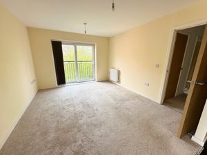 Lounge- click for photo gallery